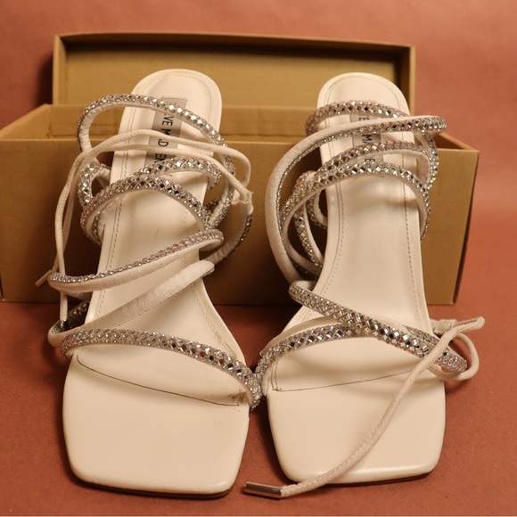 STEVE MADDEN with box UPLIFT Wrap up heel - Picture 15 of 15